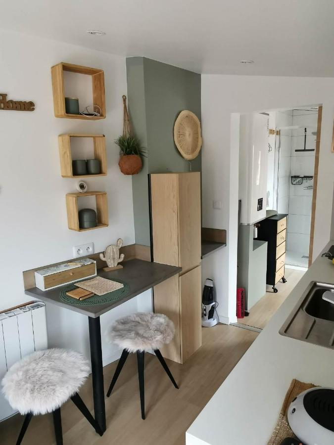 Le Cabanon Apartment Meneslies Exterior photo